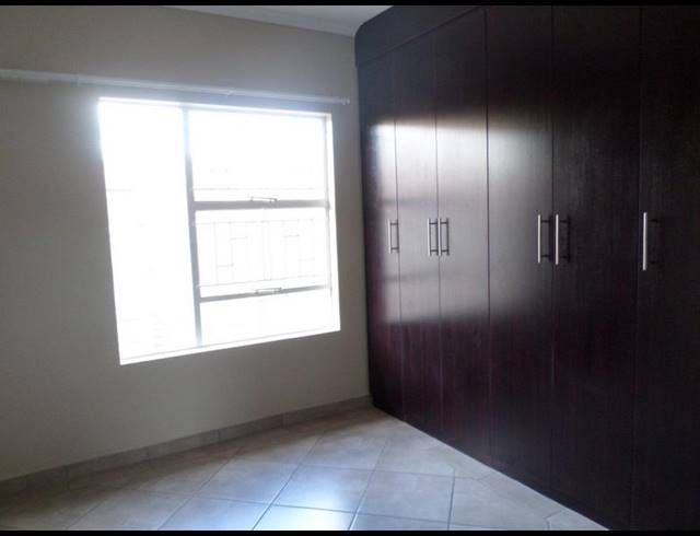 2 BEDROOM TOWNHOUSE FOR SALE IN RIVERSDALE